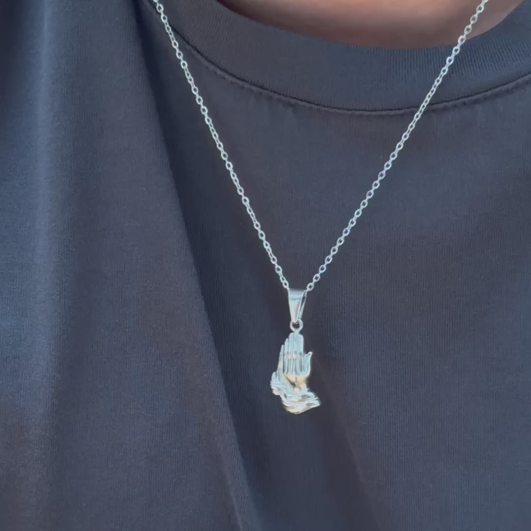 SILVER PRAYER HANDS PENDANT NECKLACE
