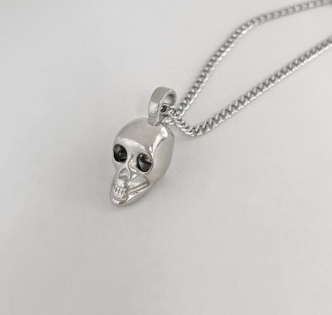 silver skull pendant necklace mens waterproof jewelry