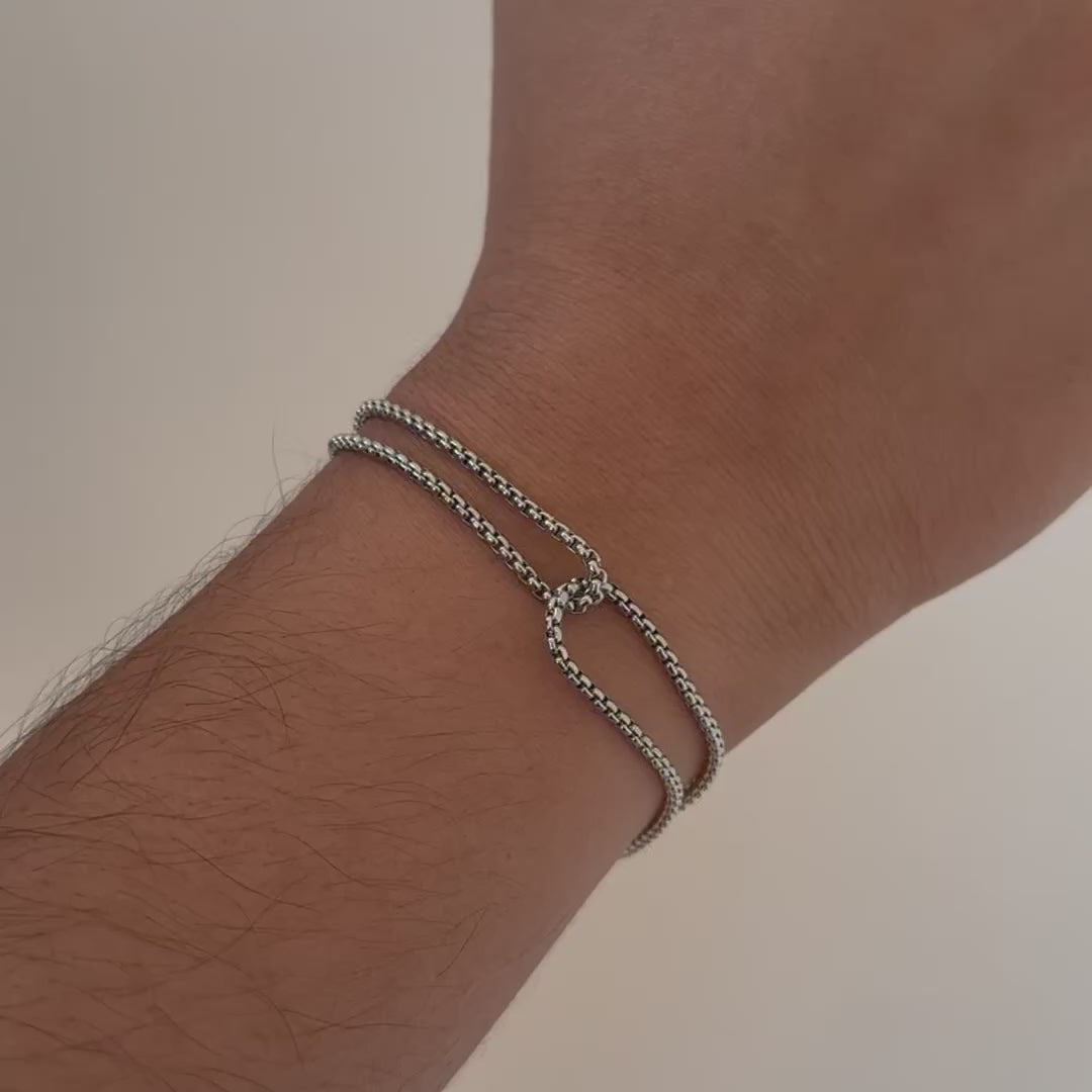 SILVER INFINITY LOOP CHAIN BRACELET